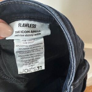 Joe's Jeans Flawless Icon Ankle in Dark Blue